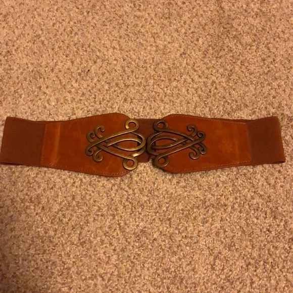 Brown clip belt. Never worn - Picture 1 of 1